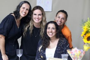 �velim Rodrigues lan�ou,06/02/26,na ACIA, o primeiro livro  